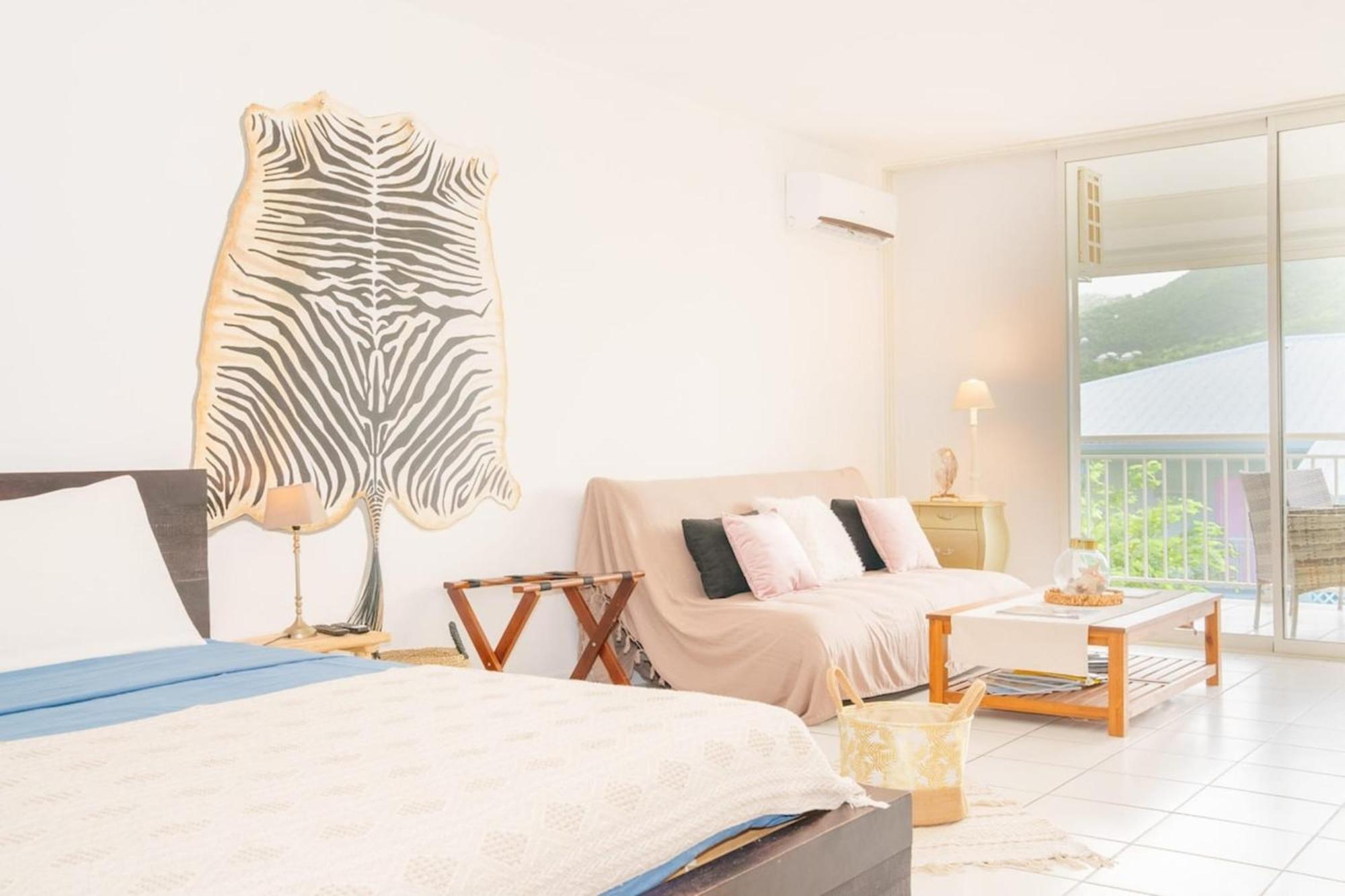 Cul de Sac Jolie Studio Mont Vernon Residence מראה חיצוני תמונה