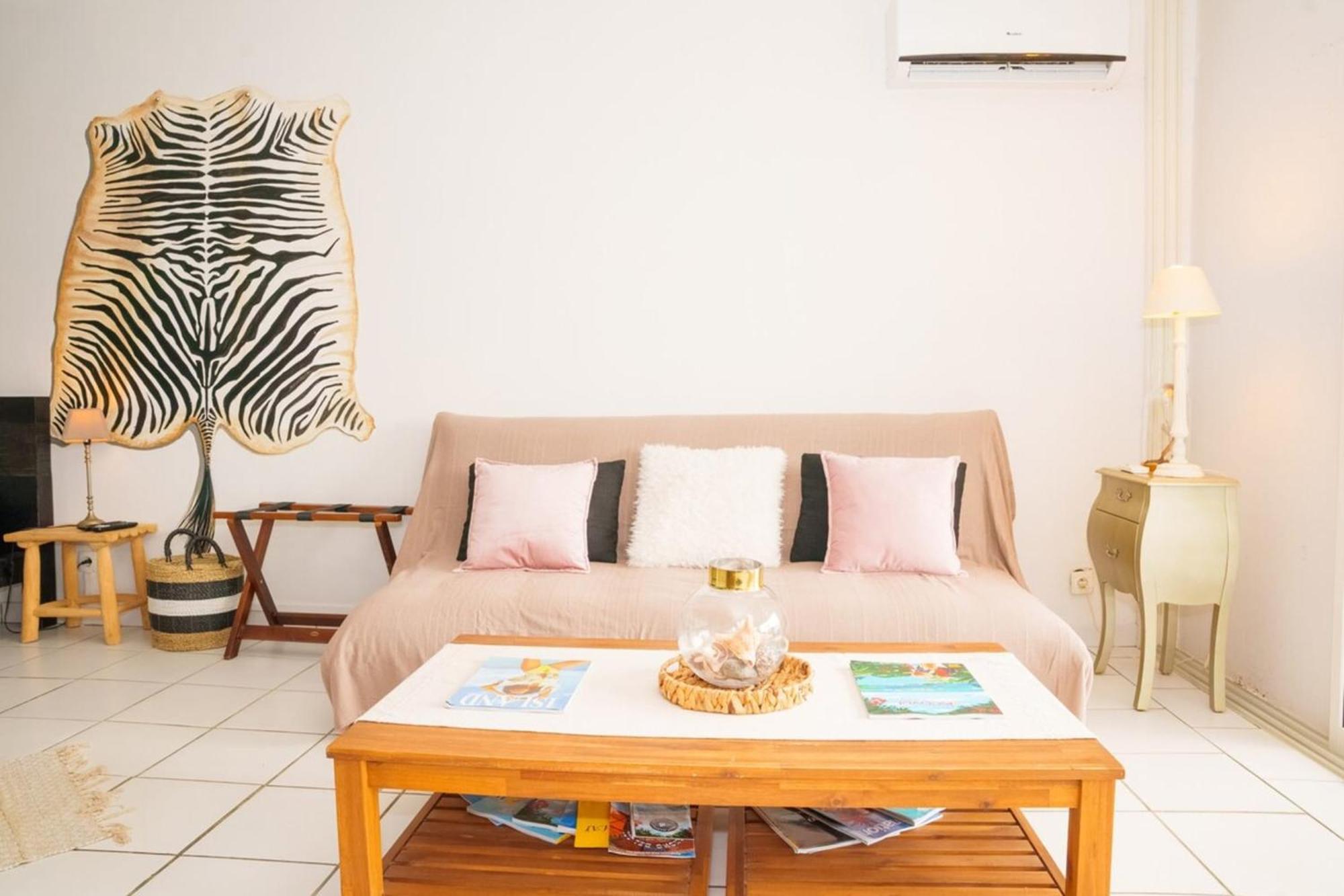 Cul de Sac Jolie Studio Mont Vernon Residence מראה חיצוני תמונה