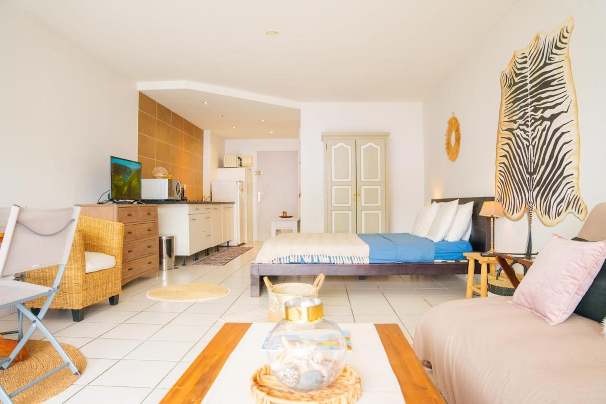Cul de Sac Jolie Studio Mont Vernon Residence מראה חיצוני תמונה